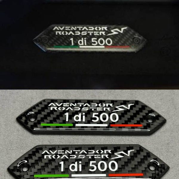 Lamborghini Emblems Aventador SV 1 di 500 in the door card Carbon Fiber